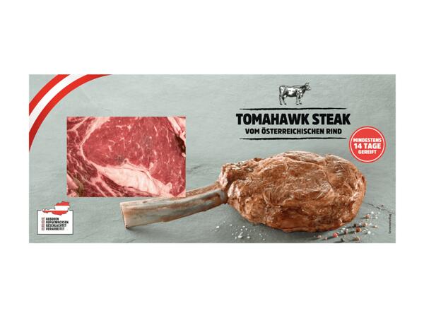 Frisches Tomahawk Steak