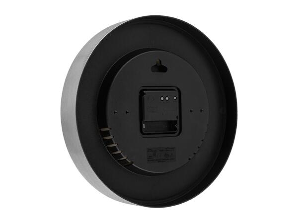 Livarno Home White Radio-Controlled Wall Clock