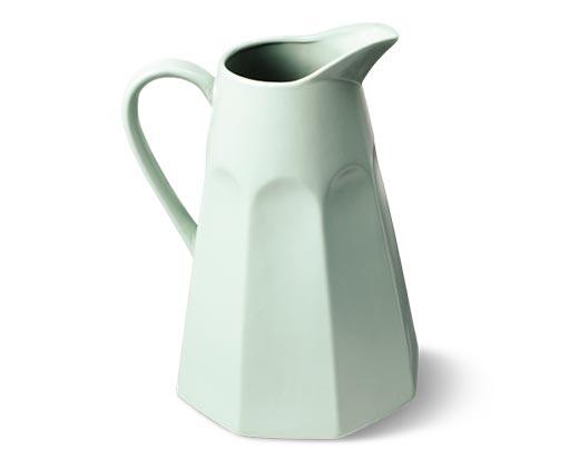 Crofton 
 Farmhouse Pitcher