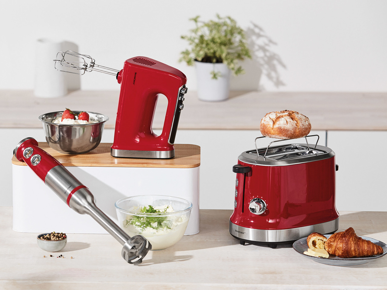 Silvercrest Hand Mixer1