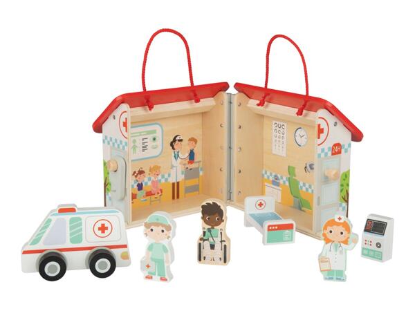 Playtive Portable Doll's House - 7 piece set