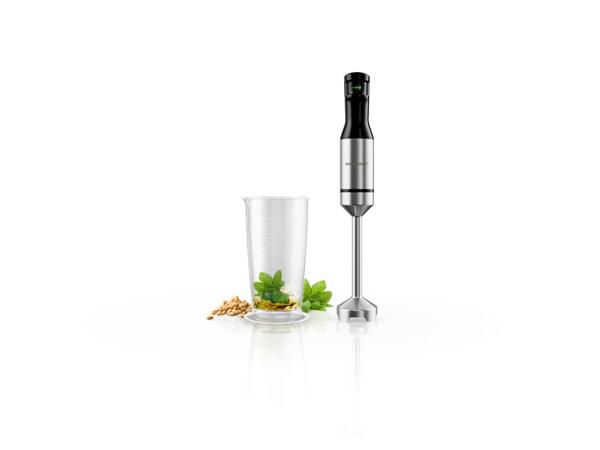 Hand blender with smart speed