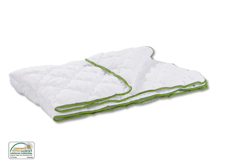 Couette en microfibre Cyclafill(R) ***Cet article est disponible uniquement en Suisse romande et au Tessin.***