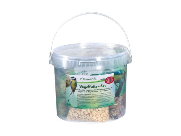 Set de nourriture pour oiseaux dans un seau en plastique