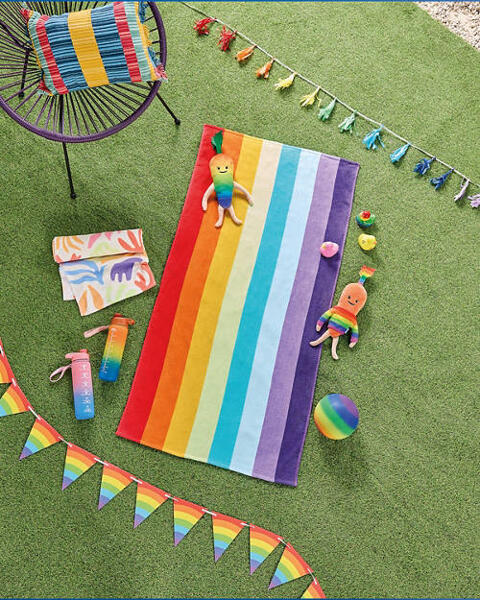 Pride Duck