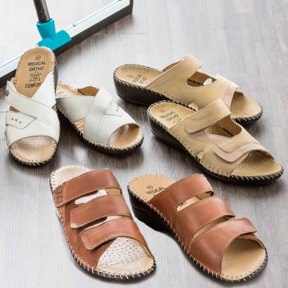 Lederpantoffeln für Damen