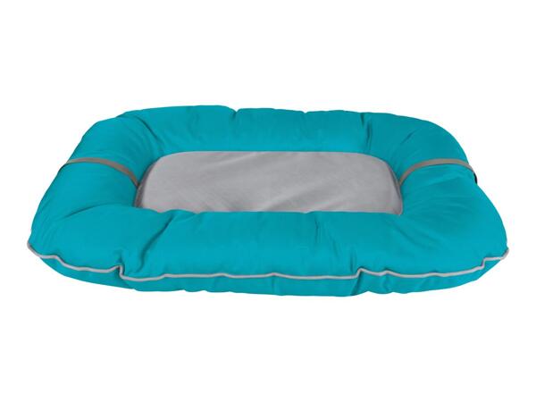 Zoofari Outdoor Dog Bed