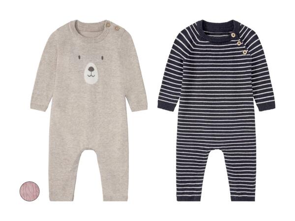 Combinaison en tricot pour bébé