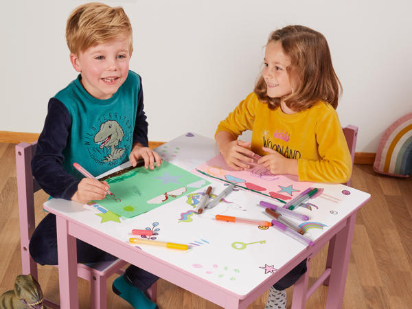 LIVARNO LIVING(R) Kindertisch mit 2 Stühlen