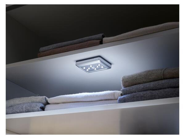LED sensor light with motion sensor