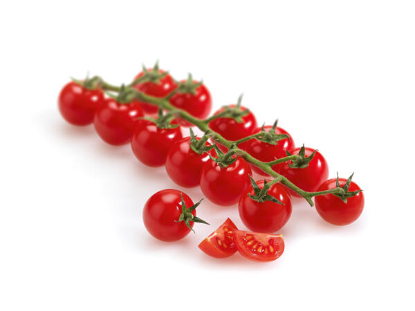 Tomates cerises en grappe