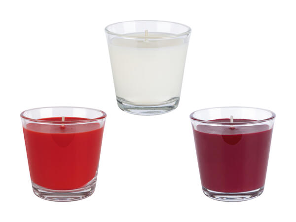 Bougie parfumée dans un verre