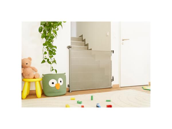 Safe & Roll Extending Gate