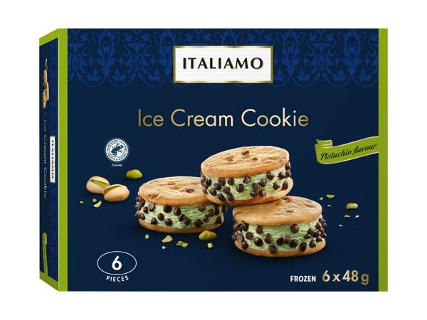 Ice Cream Biscuit With Filling