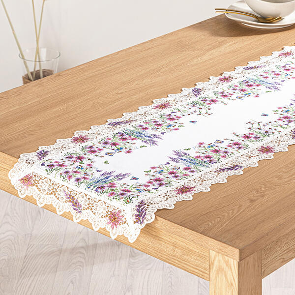 Tischwäsche mit Spitze