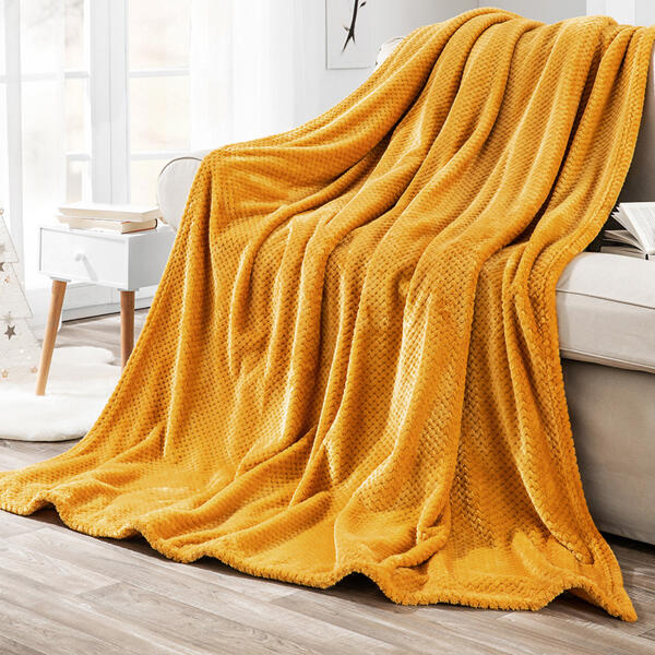 Kuscheldecke "Cashmere Dots"