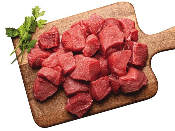 Frisches Rindsgulaschfleisch gewürfelt