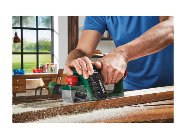 Parkside 12V Cordless Planer1