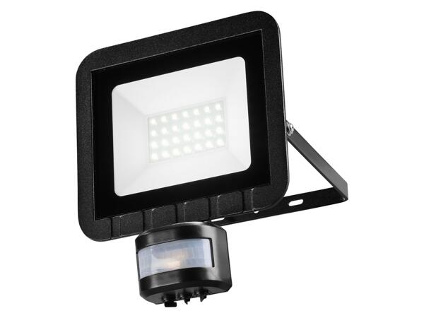 LED outdoor floodlight