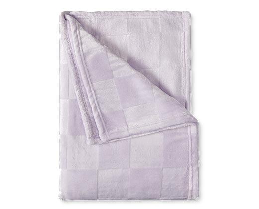 Huntington Home 50" x 70" Royal Plush Throw