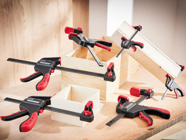 One-Handed Bar Clamps