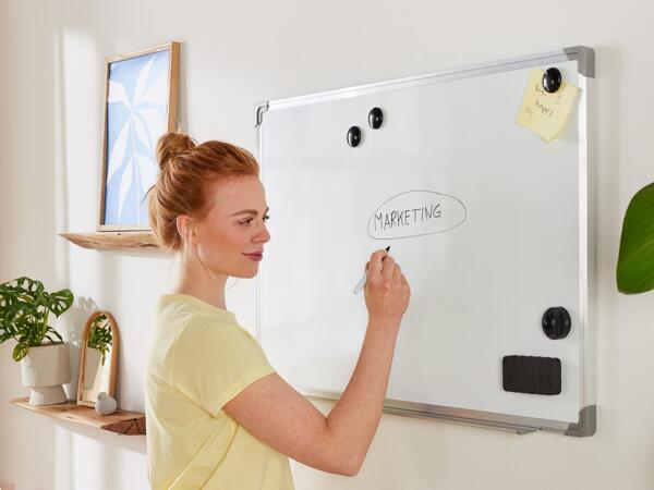 Tableau blanc ­magnétique