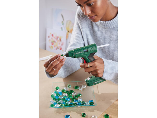 Cordless Glue Gun