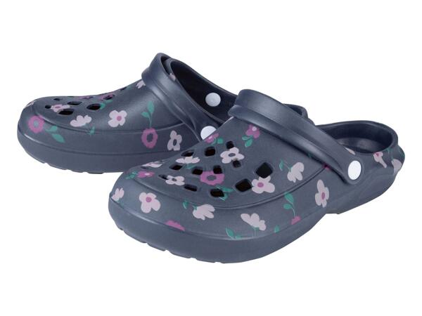 Clogs