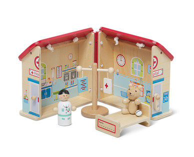 Acorn Carry Along Wooden Playset