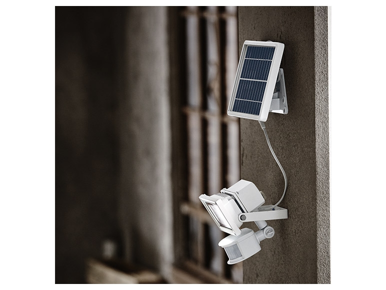 LIVARNO LUX LED Solar Spotlight