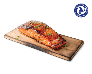 Fresh Sweet Bourbon Atlantic Salmon on a Cedar Plank