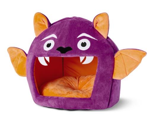 Heart to Tail 
 Fall Character Pet Bed