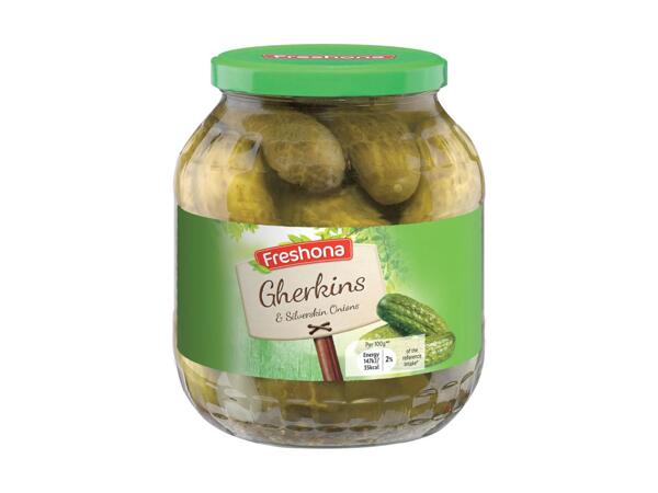 XXL Pickled Gherkins