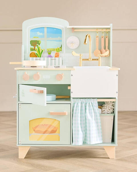 Wooden Country Kitchen