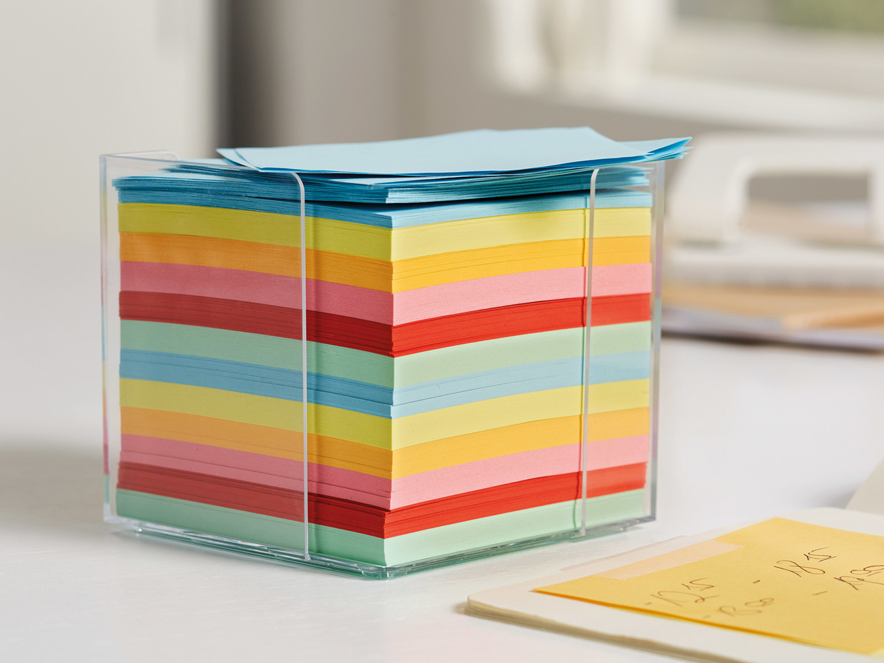 United Office Memo Note Holder1