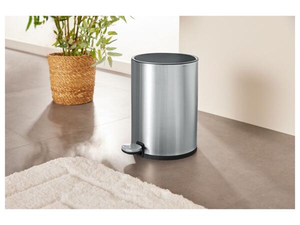 Pedal Bin 2.8L