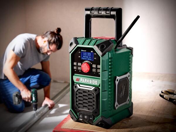 20V Rugged Radio