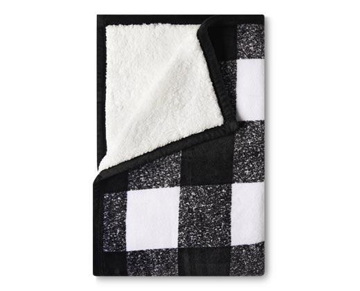 Huntington Home 
 50" x 60" Velvet Plush Sherpa Throw