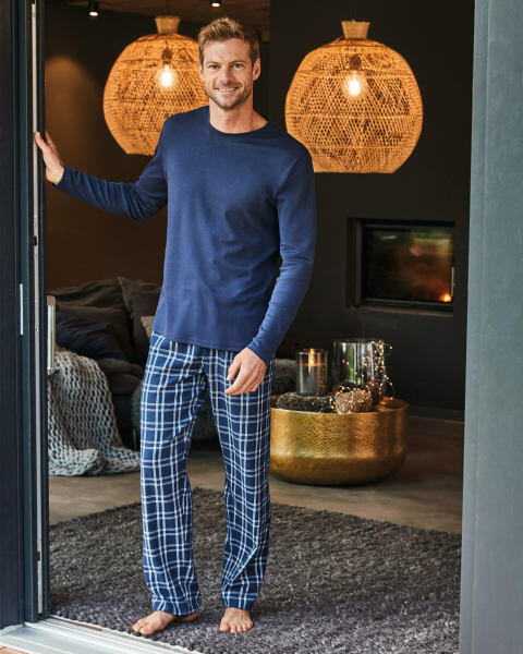 Avenue Men's Navy Pyjamas