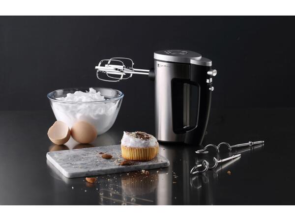 Hand mixer