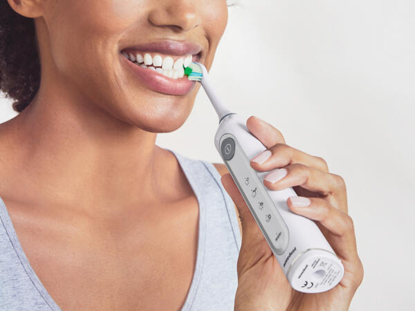 Advanced Sonic Electric Toothbrush
