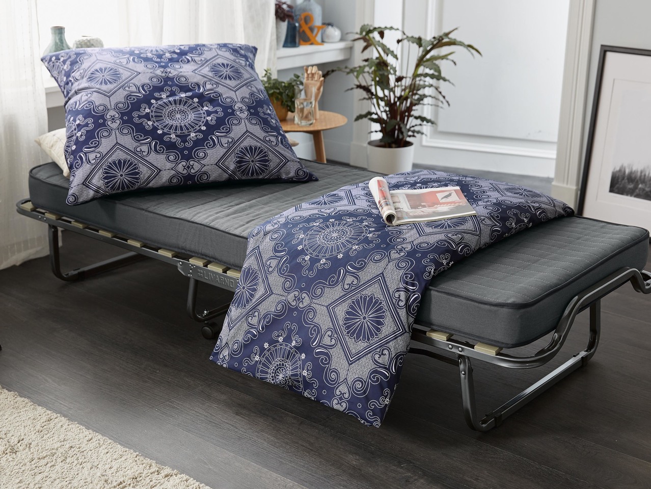 Folding Guest Bed