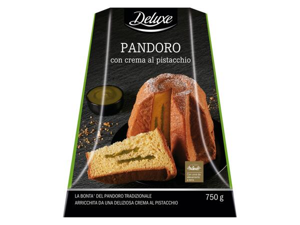 Pandoro with Pistachio Cream