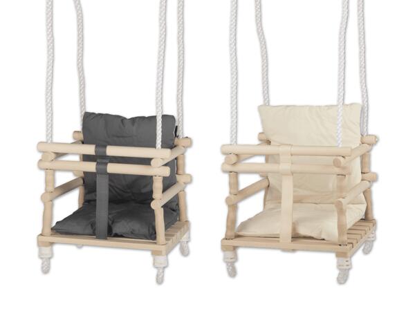 Holzbabyschaukel
