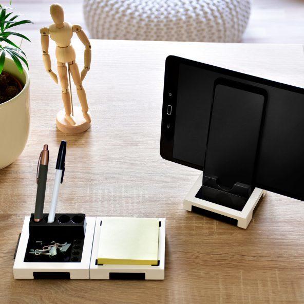 Desk organizer