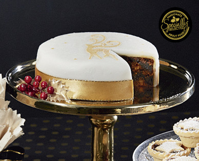 SPECIALLY SELECTED LUXURY ICED CHRISTMAS CAKE 1KG