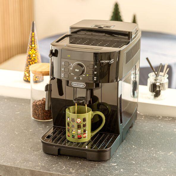 DE'LONGHI(R) 				Vollautomatische Espressomaschine Magnifica S