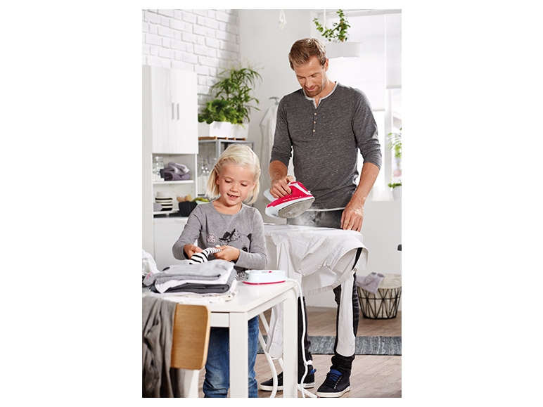 SILVERCREST Cordless Steam Iron