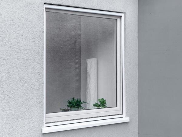 Insektenschutz-Fensterrollo