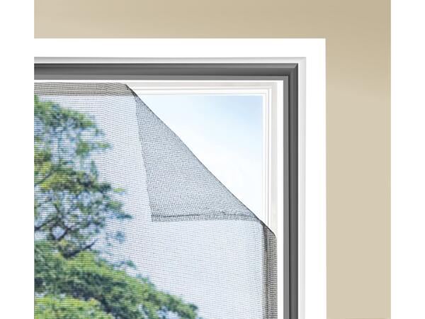 Window Insect Screens or Floor-To-Ceiling Window Insect Screen